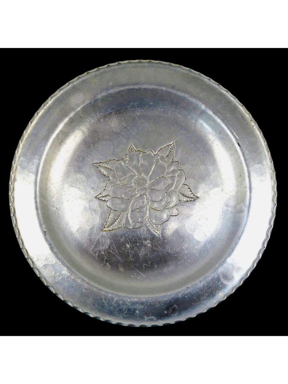 1940s Farberware Hammered Aluminum Rose Serving Tray with Scalloped Rim